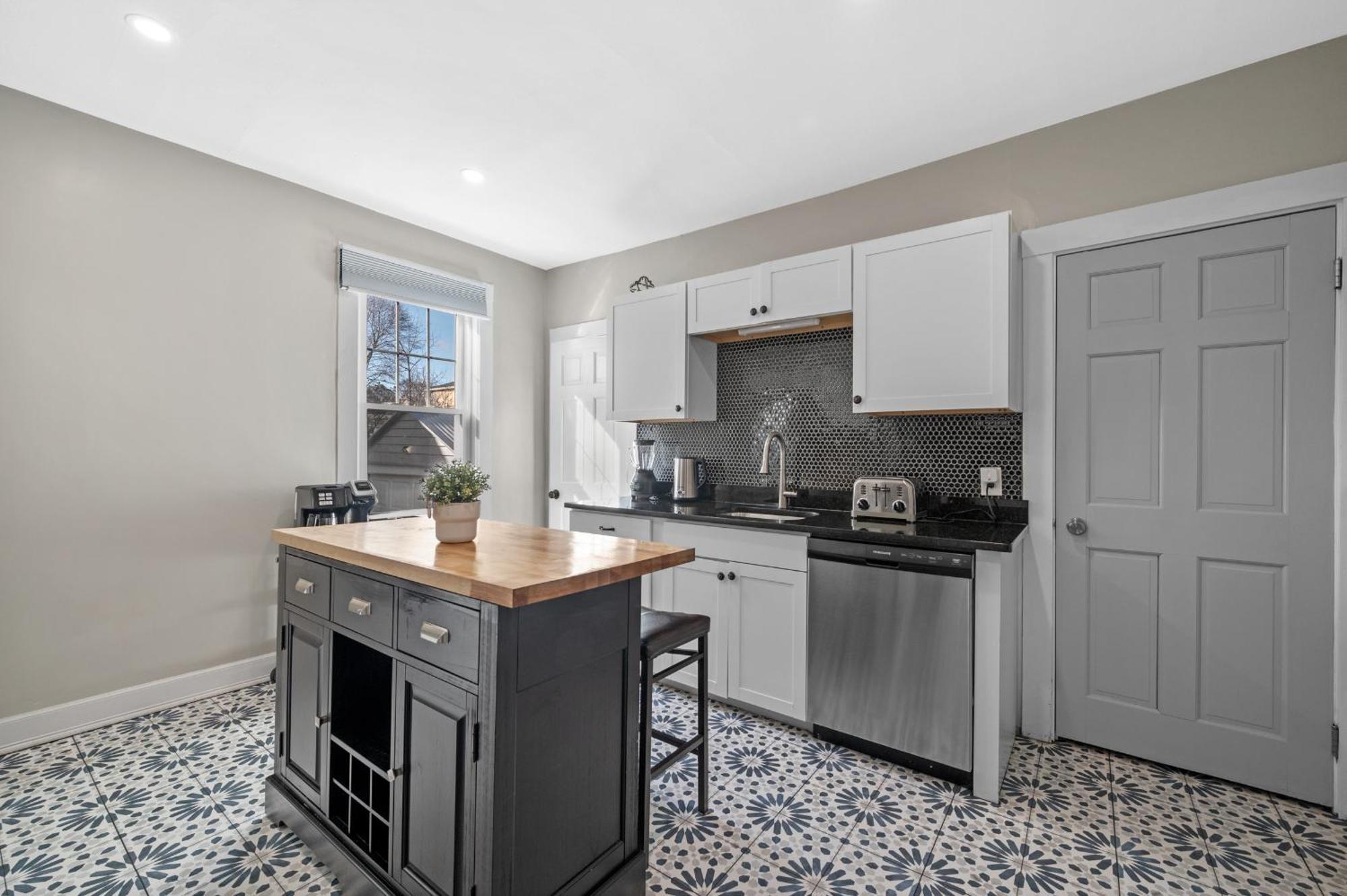 Roslindale Village Condos Boston Bagian luar foto