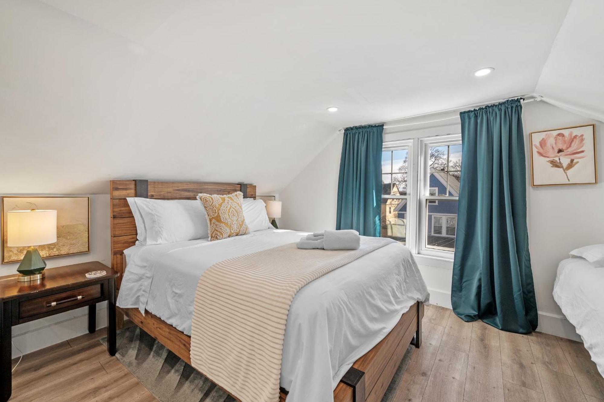 Roslindale Village Condos Boston Bagian luar foto